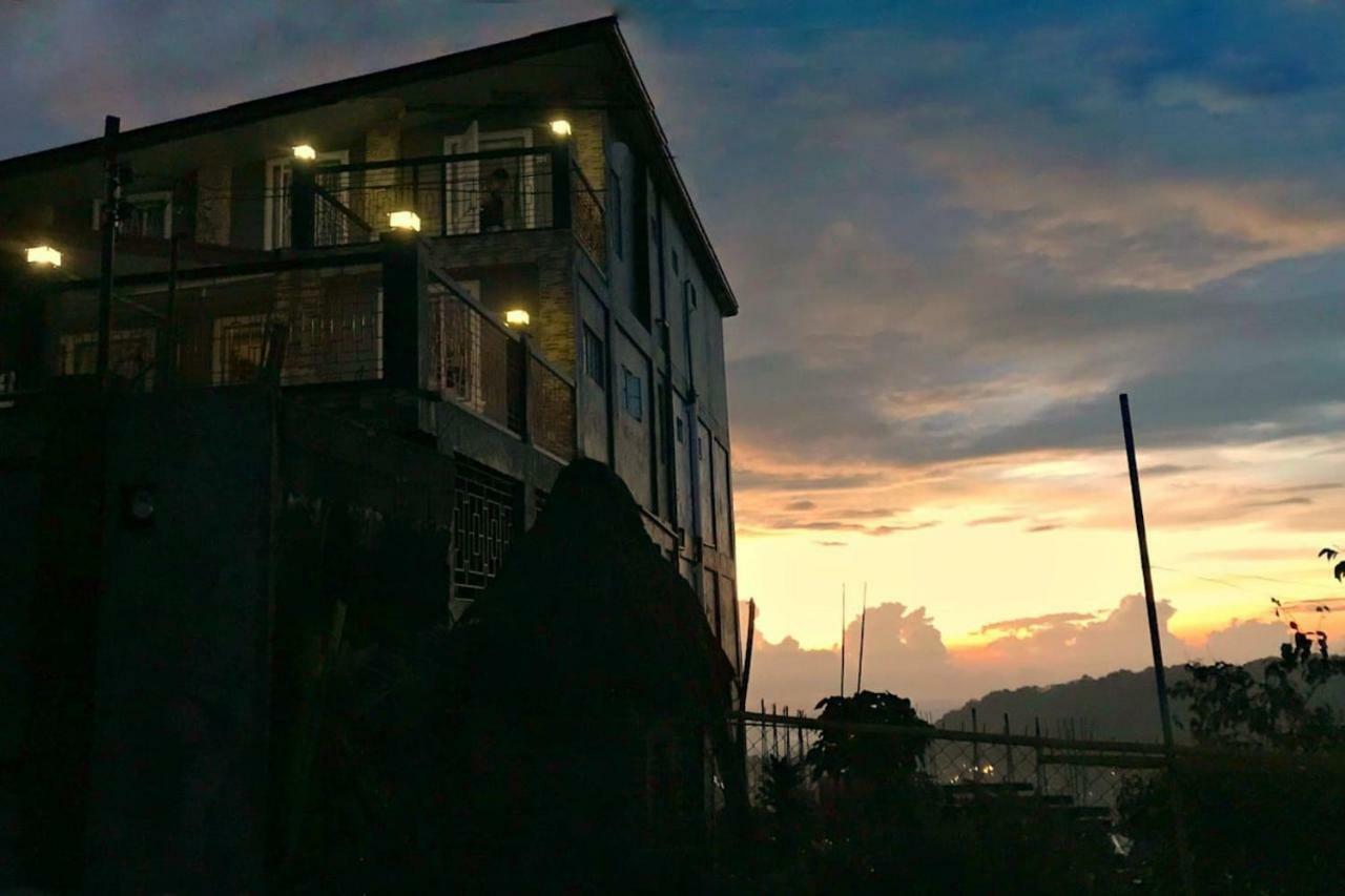 Vacation House In Baguio With Amazing Sunset Views Baguio City Eksteriør bilde